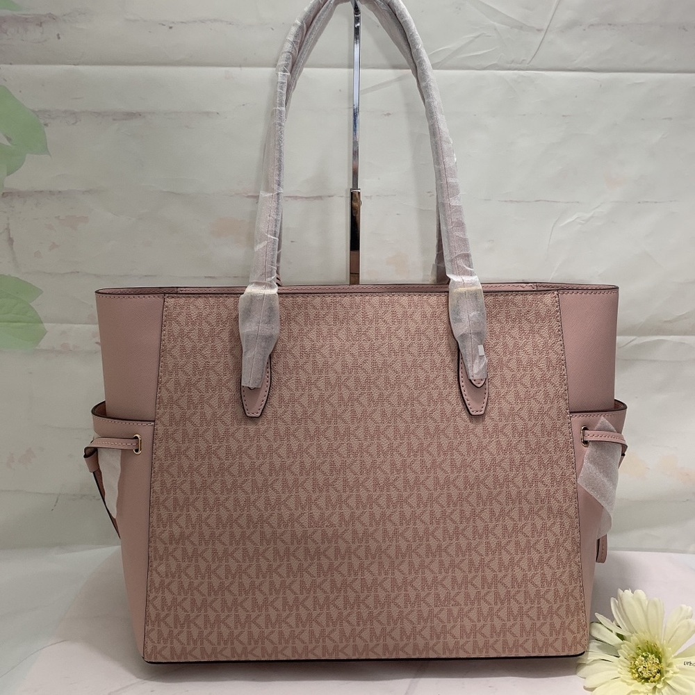 Michael Kors Gilly Large Drawstring Tote - Picture 8 of 9